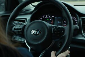 Kia Finances : crédit, LOA ou LLD, quelle option choisir ? 🚗💰